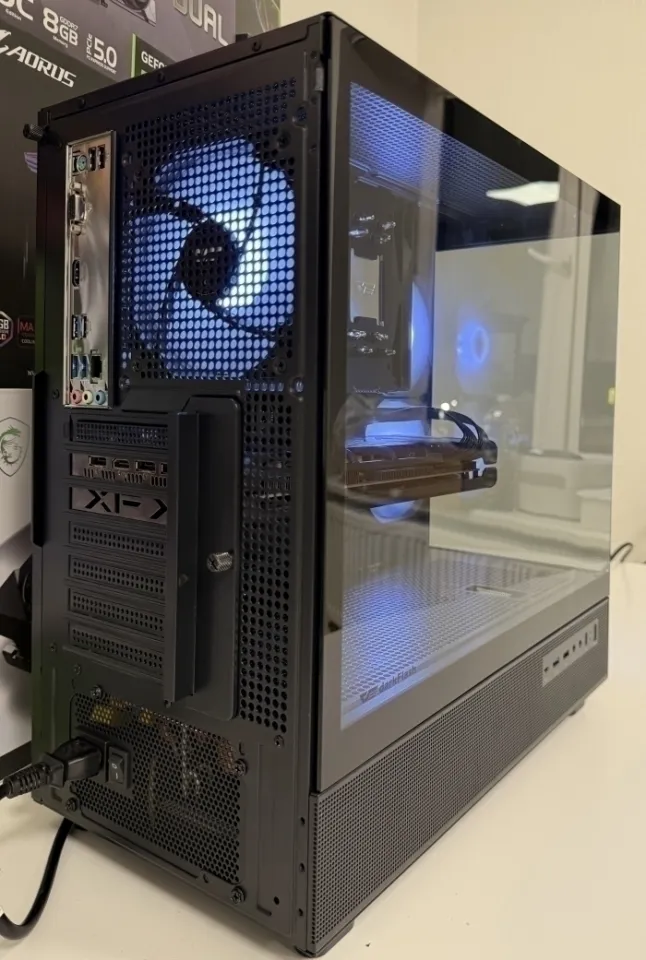 Žaidimų kompiuteris Ryzen 5 5600X / RX 5700 XT 8 GB / 16 GB RAM / 480 GB SSD + 1 TB HDD
