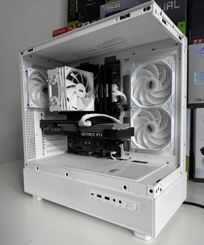 Baltas žaidimų kompiuteris Ryzen 5 5600 / RTX 3070 8 GB / 16 GB RAM / 512 GB NVMe + 2 TB HDD