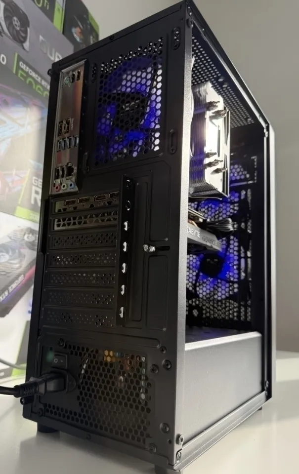 Žaidimų kompiuteris Ryzen 5 2600 / RTX 2060 6 GB / 16 GB RAM / 512 GB SSD + 1 TB HDD