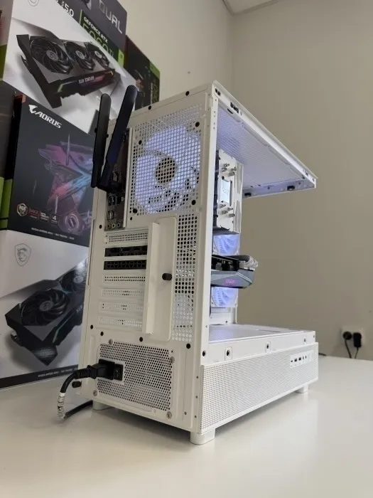 Žaidimų kompiuteris Ryzen 5 5600 / RTX 3070 8 GB / 16 GB RAM / 1 TB SSD + 2 TB HDD