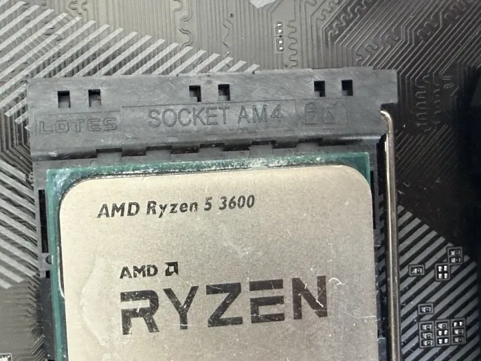 Gigabyte A520M K V2 komplektas su Ryzen 5 3600 ir 16 GB DDR4 RAM