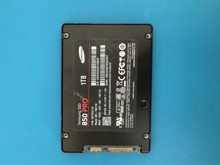Samsung 850 PRO 1 TB 2.5” SATA III (6 Gb/s) SSD