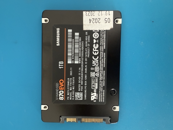 Samsung 870 EVO 1 TB 2.5” SATA III (6 Gb/s) V-NAND SSD
