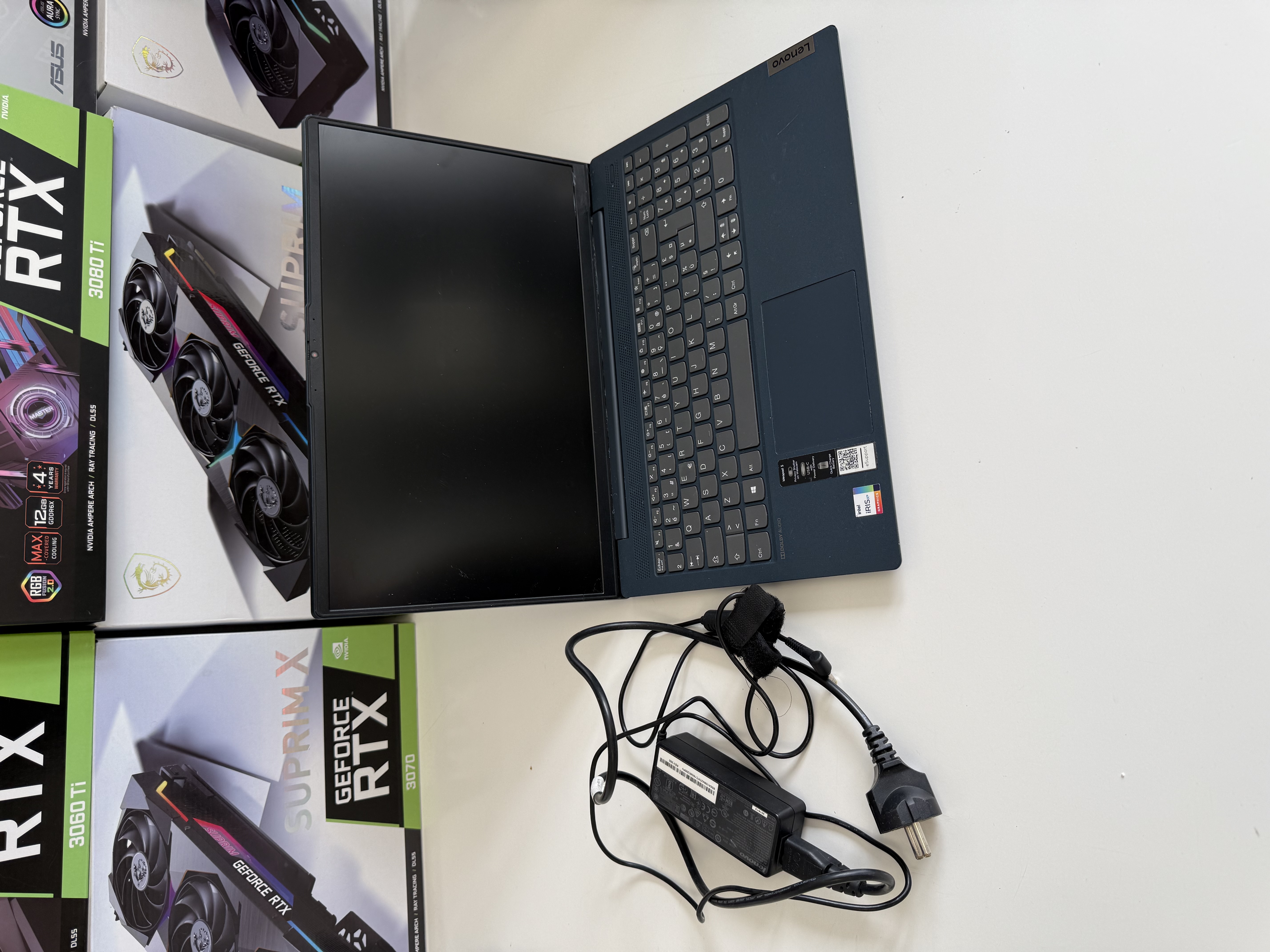 Lenovo IdeaPad 5 15ITL05 15.6” i5-1135G7 / 16GB RAM / 512GB NVMe SSD / Windows 11 Pro